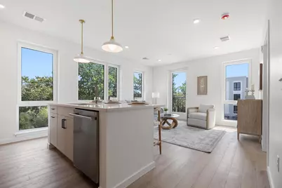 80 Constitution Avenue #311, Portsmouth, NH 03801 - Photo 4