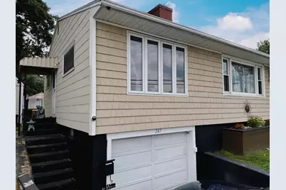 247 S Jewett Street, Manchester, NH 03103 - Photo 2