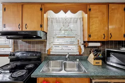 9 Harris Street, Nashua, NH 03060 - Photo 16