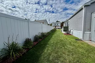 21 Union St, Gorham, NH 03581 - Photo 16