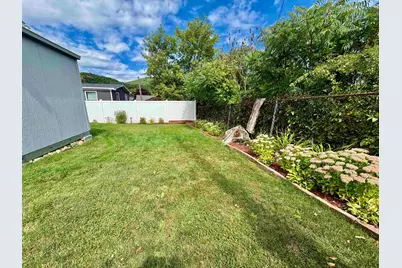 21 Union Street, Gorham, NH 03581 - Photo 16