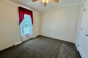 21 Union St, Gorham, NH 03581 - Photo 10