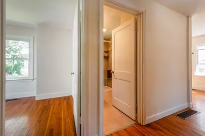 33 Charlotte Avenue, Nashua, NH 03064 - Photo 14