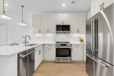 80 Constitution Avenue #205, Portsmouth, NH 03801 - Photo 4