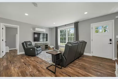 562 Pickering Road, Rochester, NH 03867 - Photo 10