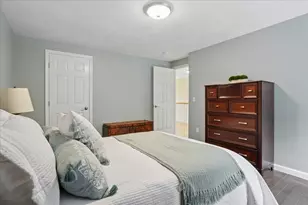 6 Sterling Dr, Londonderry, NH 03053 - Photo 38