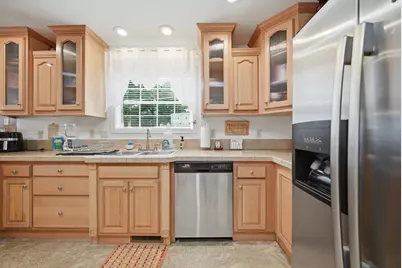 10 Nolet Avenue, Salem, NH 03079 - Photo 12
