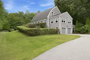 8 Hollow Rd, Bow, NH 03304 - Photo 2