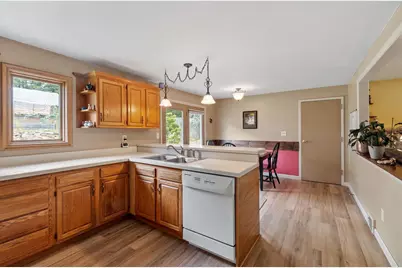 654 Daniel Webster Highway, Merrimack, NH 03054 - Photo 18