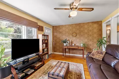 654 Daniel Webster Highway, Merrimack, NH 03054 - Photo 14