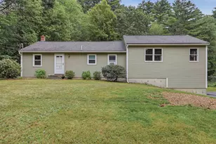 134 S Main St, Newton, NH 03858 - Photo 1