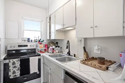 650 Lake Avenue, Manchester, NH 03103 - Photo 6