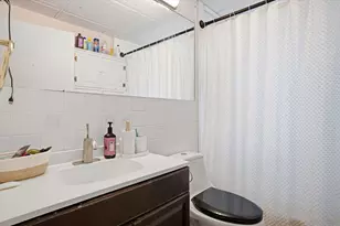 650 Lake Ave, Manchester, NH 03103 - Photo 14