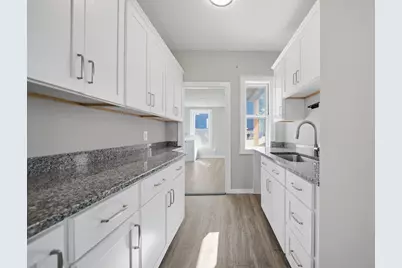 551 Montgomery Street, Manchester, NH 03102 - Photo 16