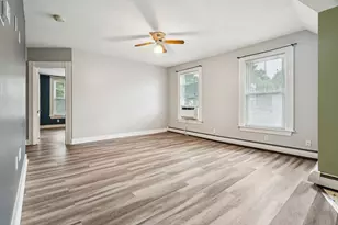 463 Lake Ave, Manchester, NH 03103 - Photo 6