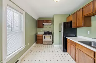 463 Lake Ave, Manchester, NH 03103 - Photo 4