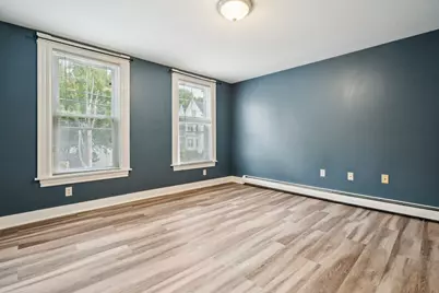 463 Lake Avenue, Manchester, NH 03103 - Photo 8