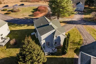 7 Fox Run Rd, Amherst, NH 03031 - Photo 32