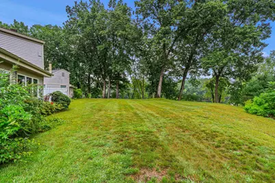 33 Walden Pond Drive, Nashua, NH 03064 - Photo 10