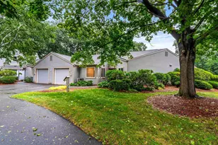 33 Walden Pond Dr, Nashua, NH 03064 - Photo 1