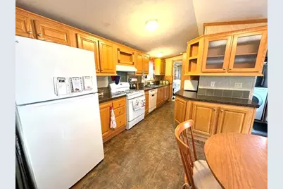 2 Parker Avenue, Raymond, NH 03077 - Photo 2