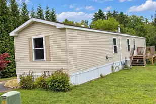 2 Parker Ave, Raymond, NH 03077 - Photo 4