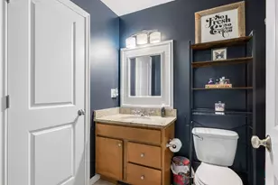 29 Locksley Ln, Raymond, NH 03077 - Photo 24