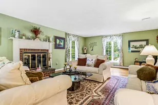 34 Old Stage Rd, Hampton Falls, NH 03844 - Photo 8
