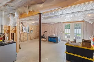 137 Garland Dr, Pelham, NH 03076 - Photo 38