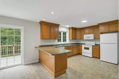 166 Sandown Road #4, Fremont, NH 03044 - Photo 4