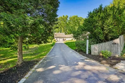 181 Meetinghouse Road, Bedford, NH 03110 - Photo 2