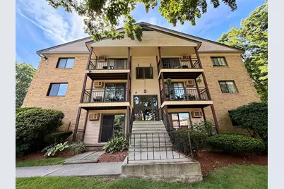 19 Country Club Drive #9, Manchester, NH 03102 - Photo 2