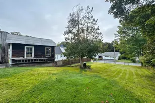 8 Henry St, Claremont, NH 03743 - Photo 6