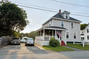 8 Henry St, Claremont, NH 03743 - Photo 2