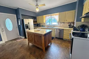 8 Henry St, Claremont, NH 03743 - Photo 14