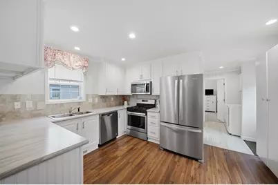 77 Hayes Park, Exeter, NH 03833 - Photo 2