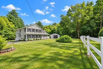 33 Baboosic Lake Road, Amherst, NH 03031 - Photo 2