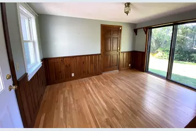 34 Bert Street, Hooksett, NH 03106 - Photo 12