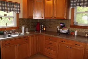 28 Spring St, Colebrook, NH 03576 - Photo 6