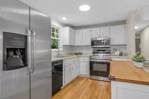 40 Lou Ave, Salem, NH 03079 - Photo 8