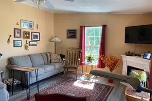 35 Tricia St, Seabrook, NH 03874 - Photo 8