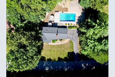 9 Hampstead Road, Merrimack, NH 03054 - Photo 8