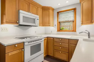 161 Elwyn Ave, Portsmouth, NH 03801 - Photo 8