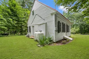 446 Parker Rd, Carroll, NH 03598 - Photo 10