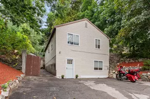 786 Mammoth Rd, Manchester, NH 03104 - Photo 1