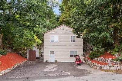 786 Mammoth Road, Manchester, NH 03104 - Photo 2