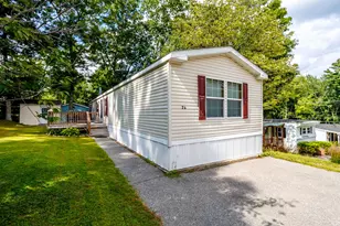 139 Rockingham Rd, Derry, NH 03038 - Photo 1