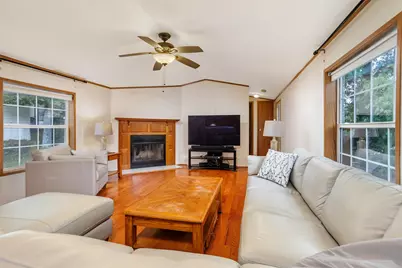 139 Rockingham Road #24, Derry, NH 03038 - Photo 4