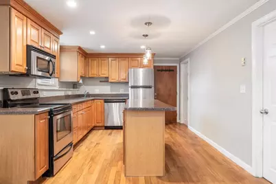 140 Cass Street #1, Portsmouth, NH 03801 - Photo 8