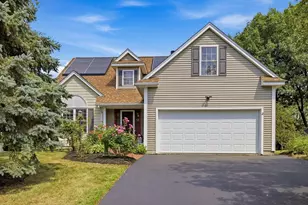 16 Dunlin Way, Portsmouth, NH 03801 - Photo 1